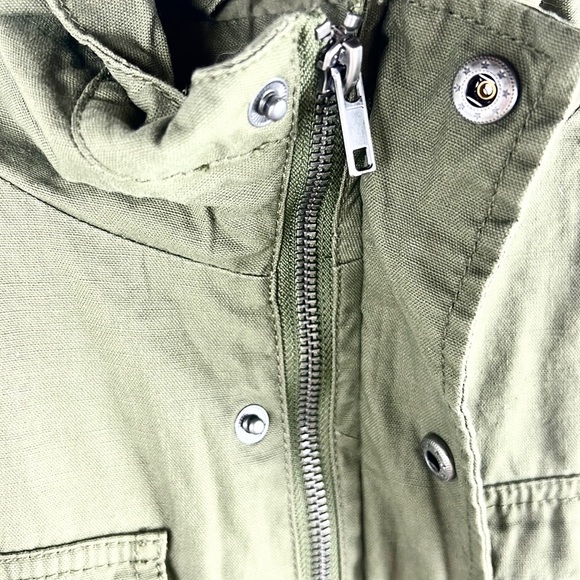 ELLOS |🪖💛Army Green Hooded Gold Sparkly Shoulders Long Trench Coat - Picture 9 of 12